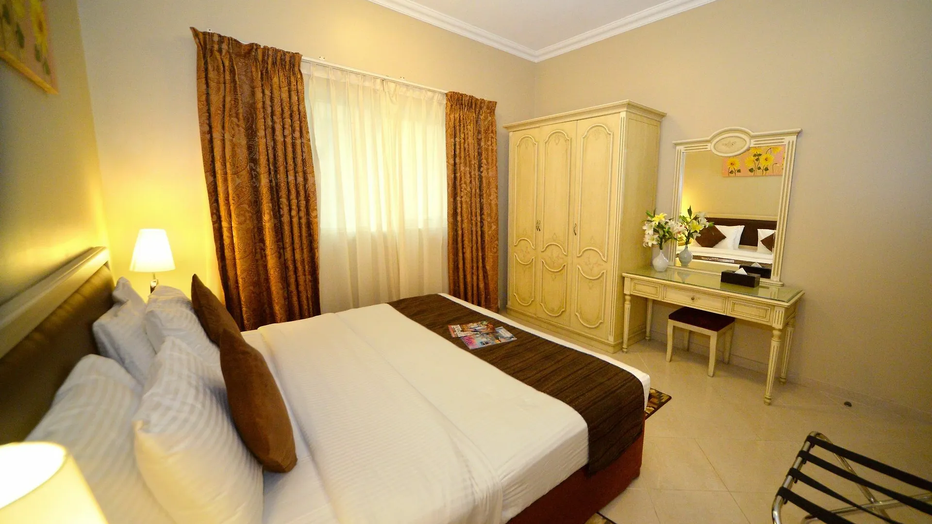 Emirates Stars Hotel Apartments Charjah