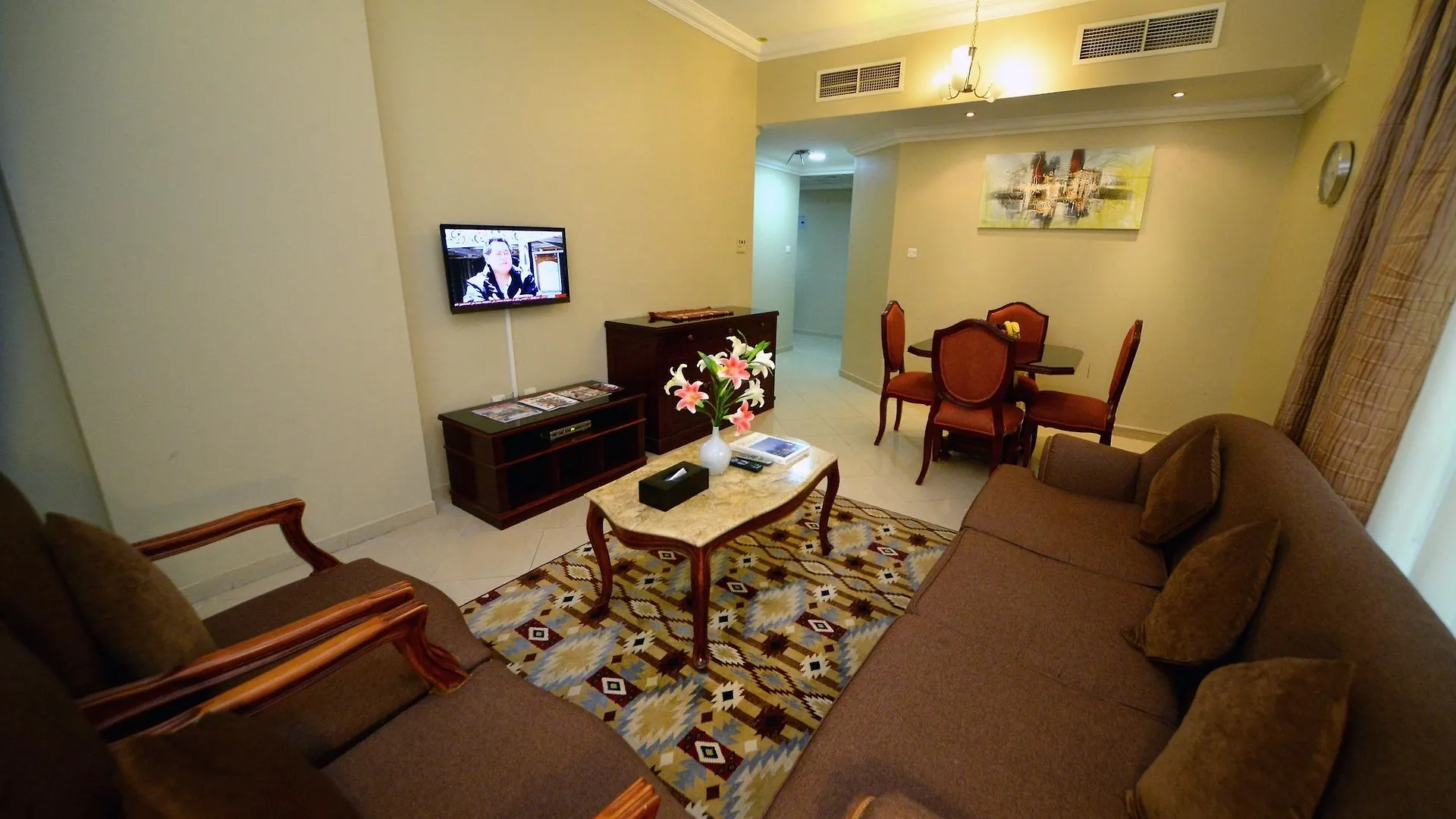 Emirates Stars Hotel Apartments Šardžá 2*,